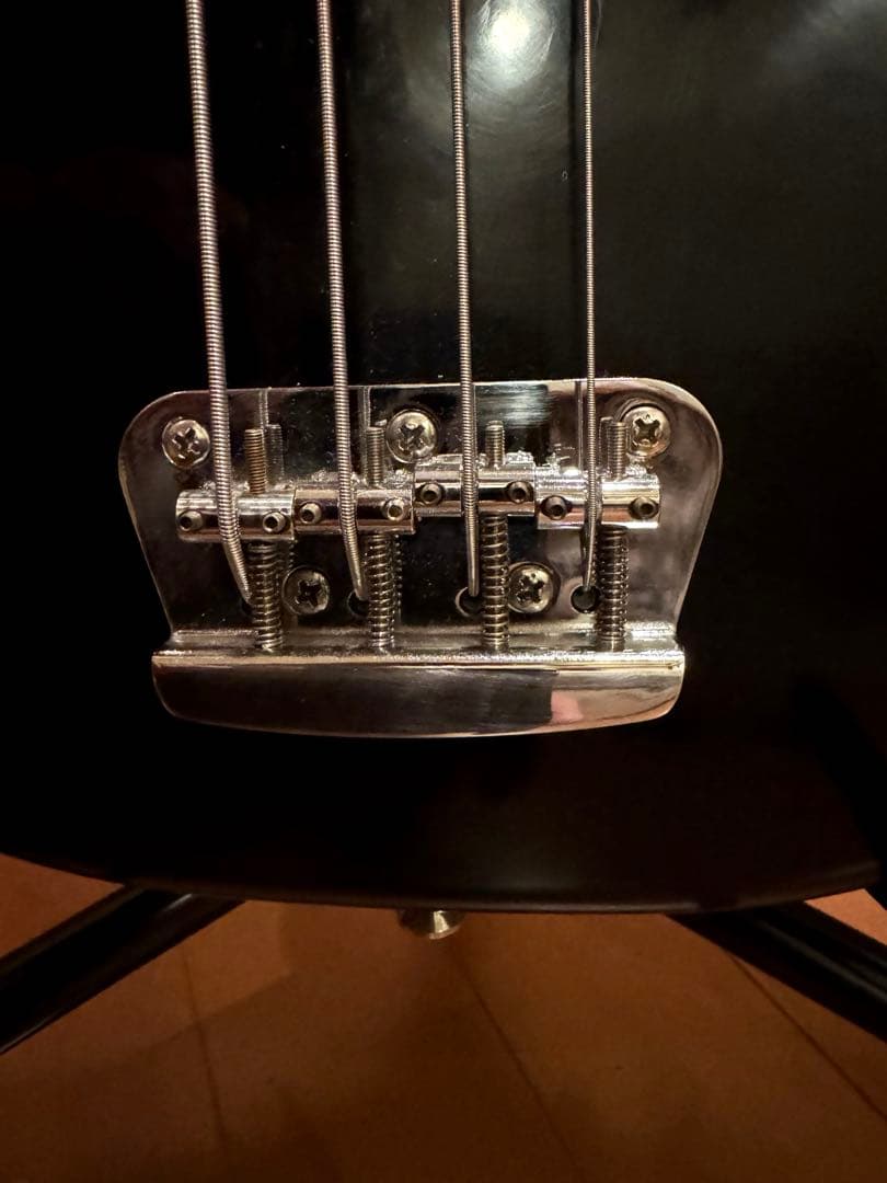 ベース Squier by fender Musicmaster Bass