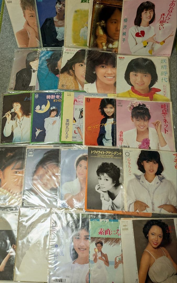 女性アイドル女性シンガー 150枚以上シングル大量セットまとめ売り　松田聖子　他