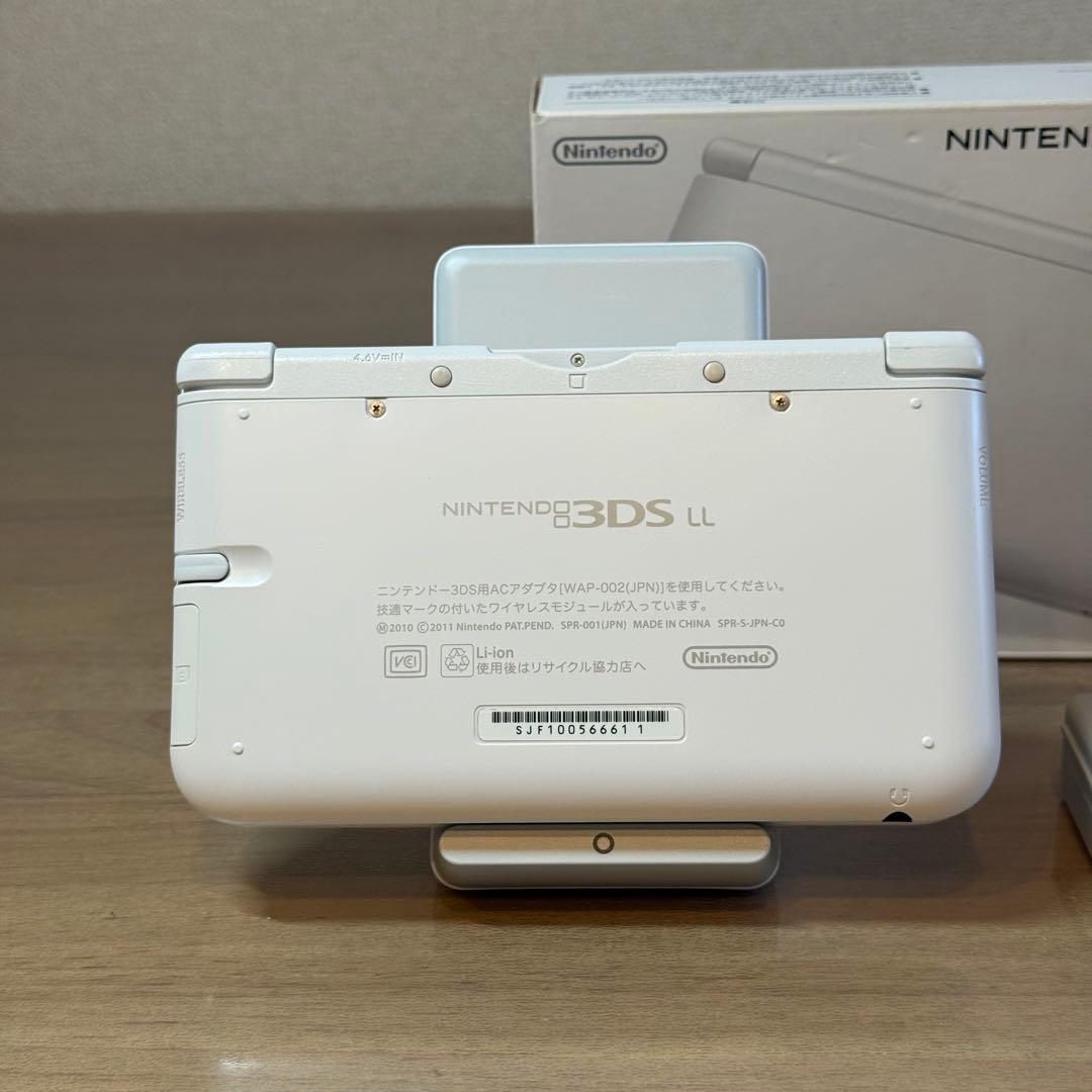6-034 ニンテンドー3DS LL ホワイト 箱付き