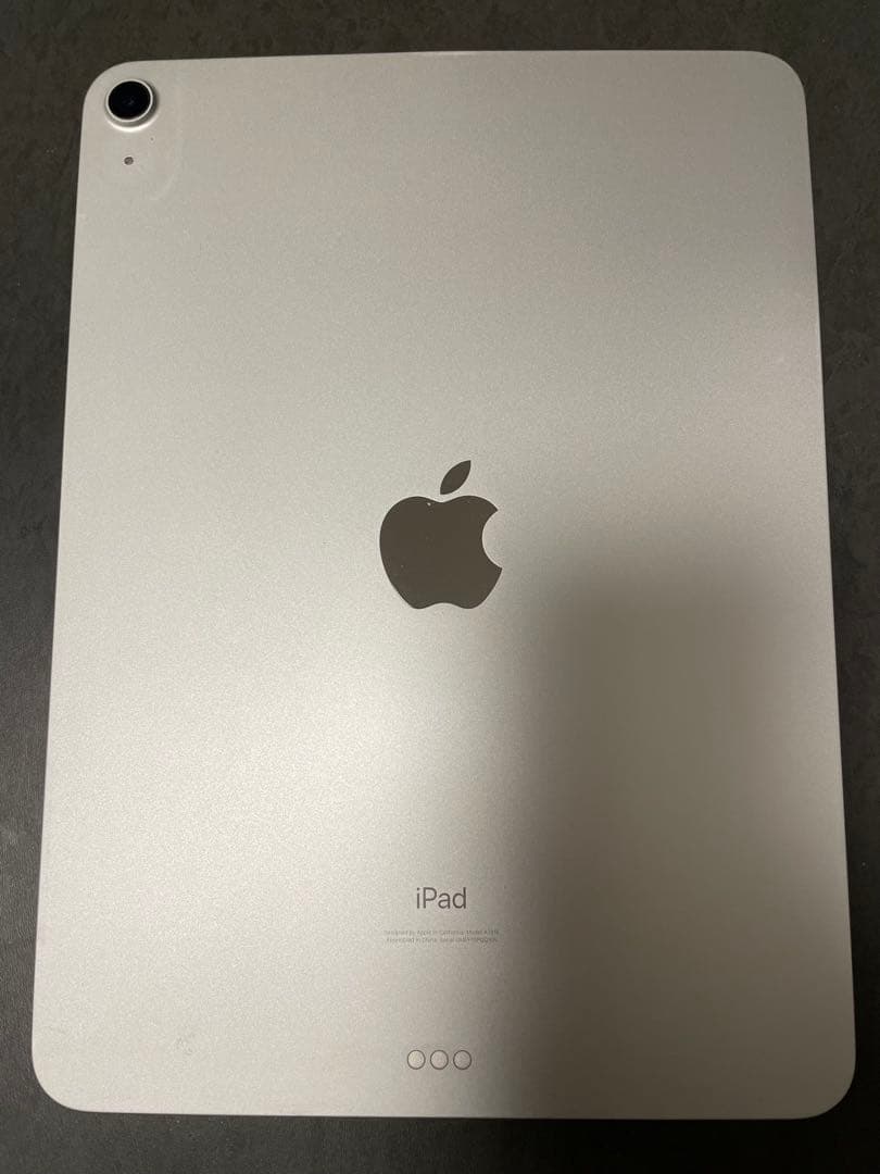 Apple iPad Air (第4世代) シルバー 本体