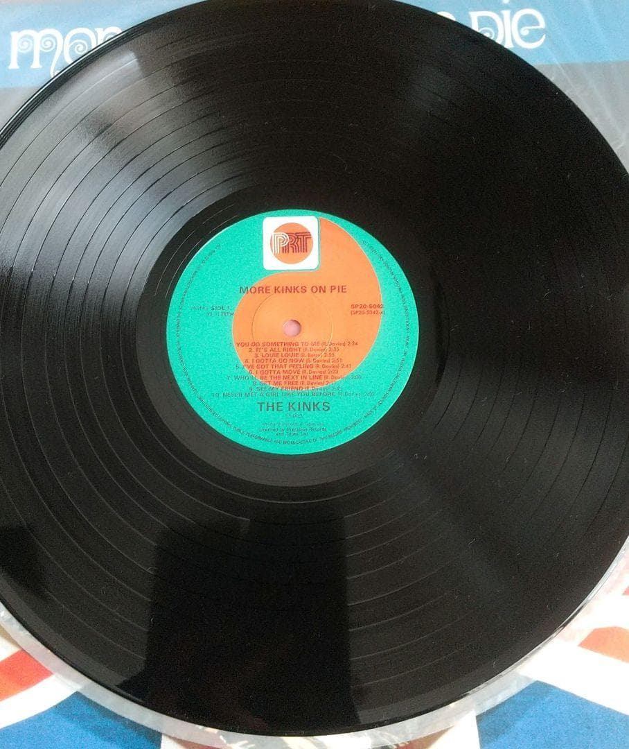 THE KINKS／モア・キンクス・オン・パイ（LPレコード）