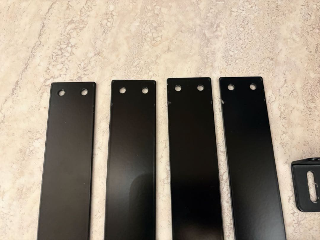 PREDUCTS　PC Mount - L - 高さ60cm / Black