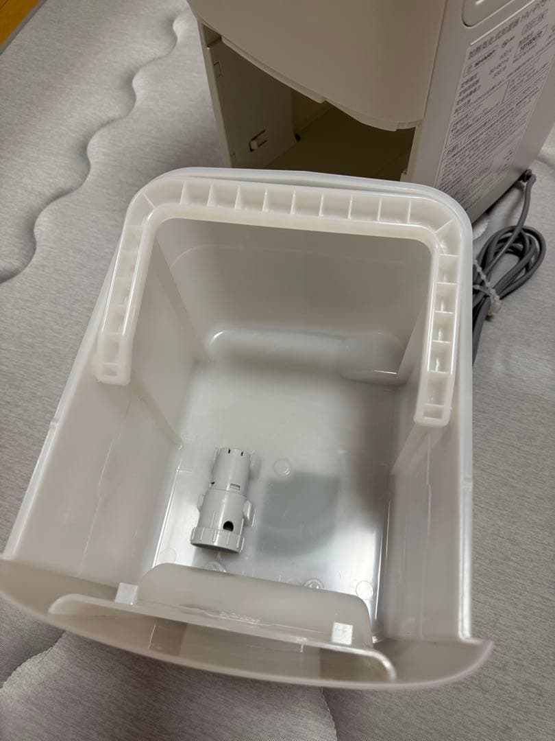 シャープ 加熱気化式加湿器 HV-P75-W 2021年製
