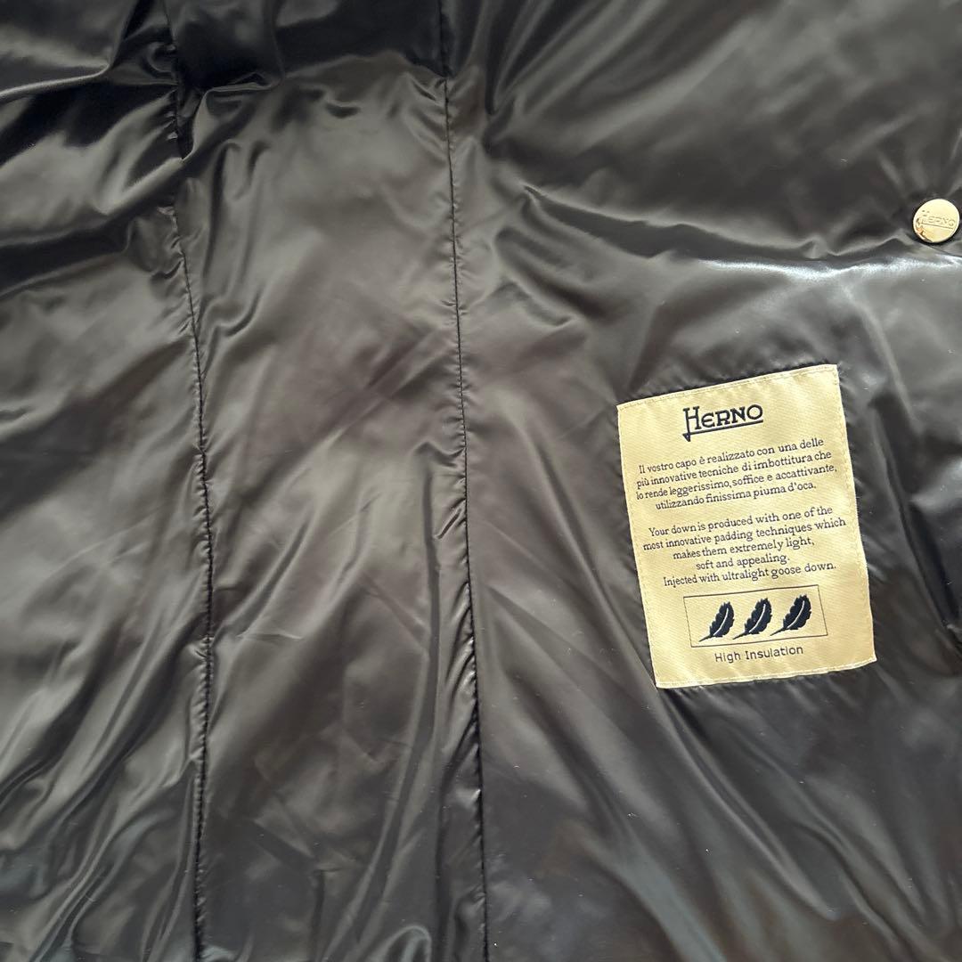 【最終価格】本日限定　HERNO サイズ42 Mサイズ　新品未使用
