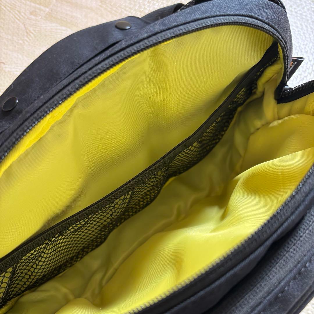 【最終値下げ】【美品】hugooヒップシート 抱っこ紐 ショルダーバッグ