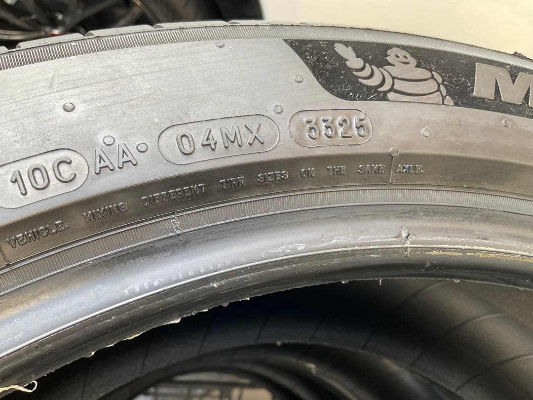 MICHELINパイロットスポーツEV 255/45 R 20 サマータイヤ