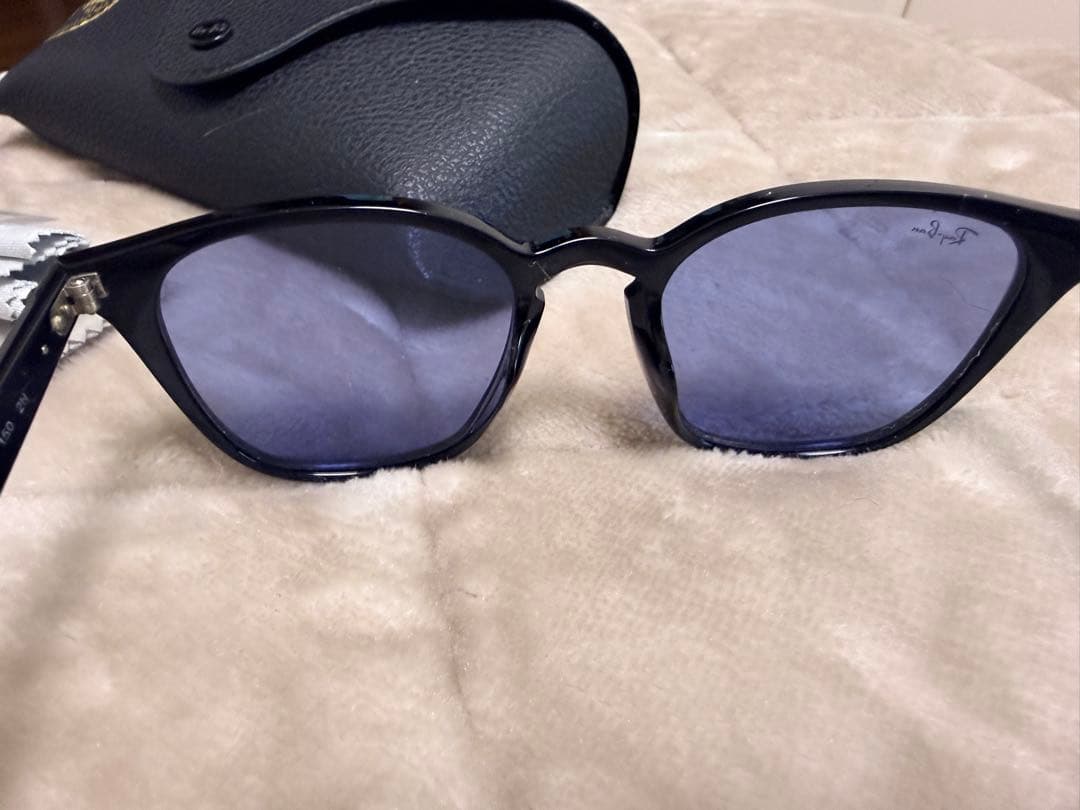 Ray-Ban ブラック キャットアイ サングラス