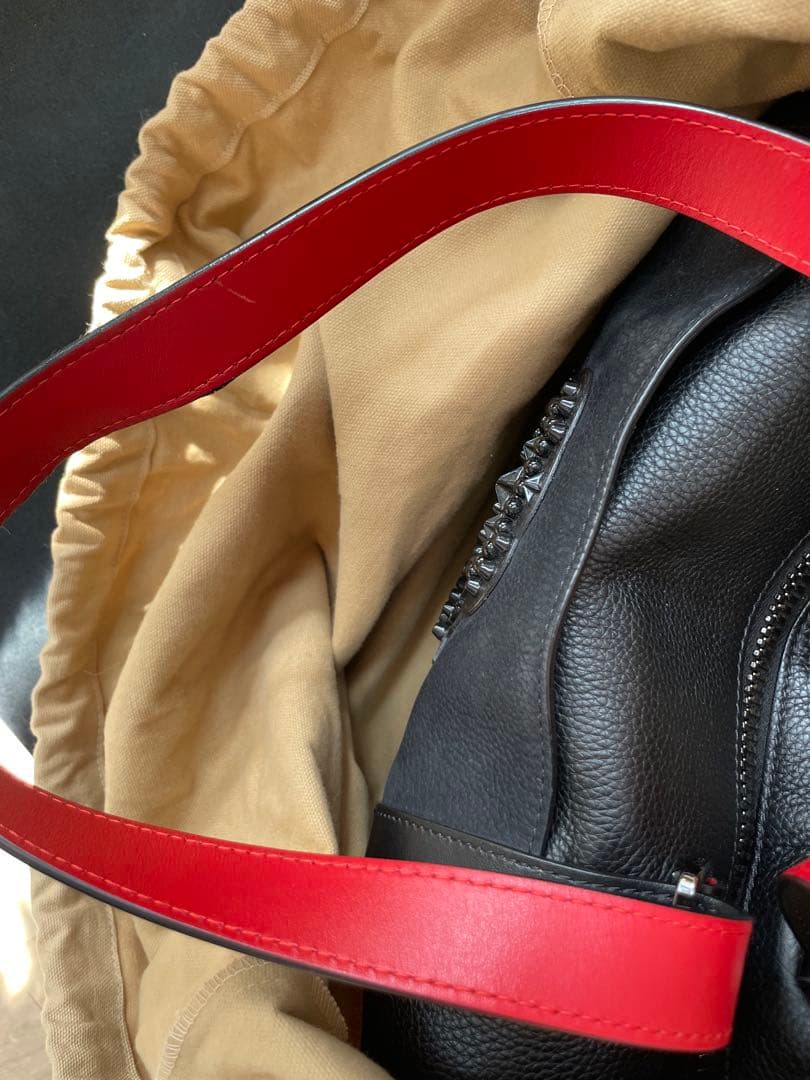 Christian Louboutin クリスチャンルブタン　バッグ 黒/赤