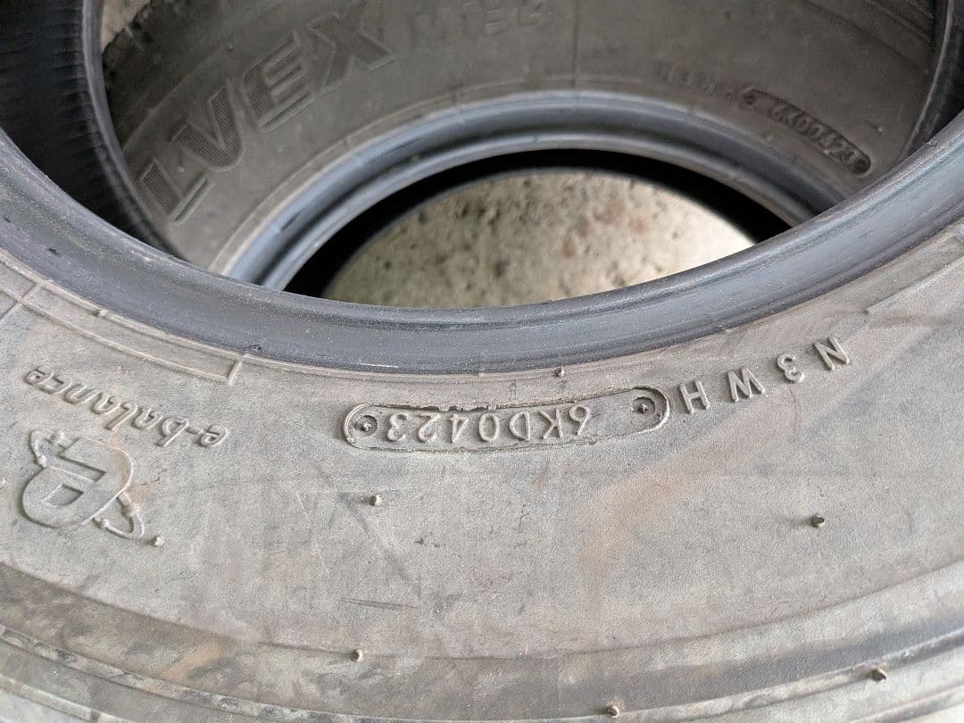 185/85R16 111/109 2023年　２本セット