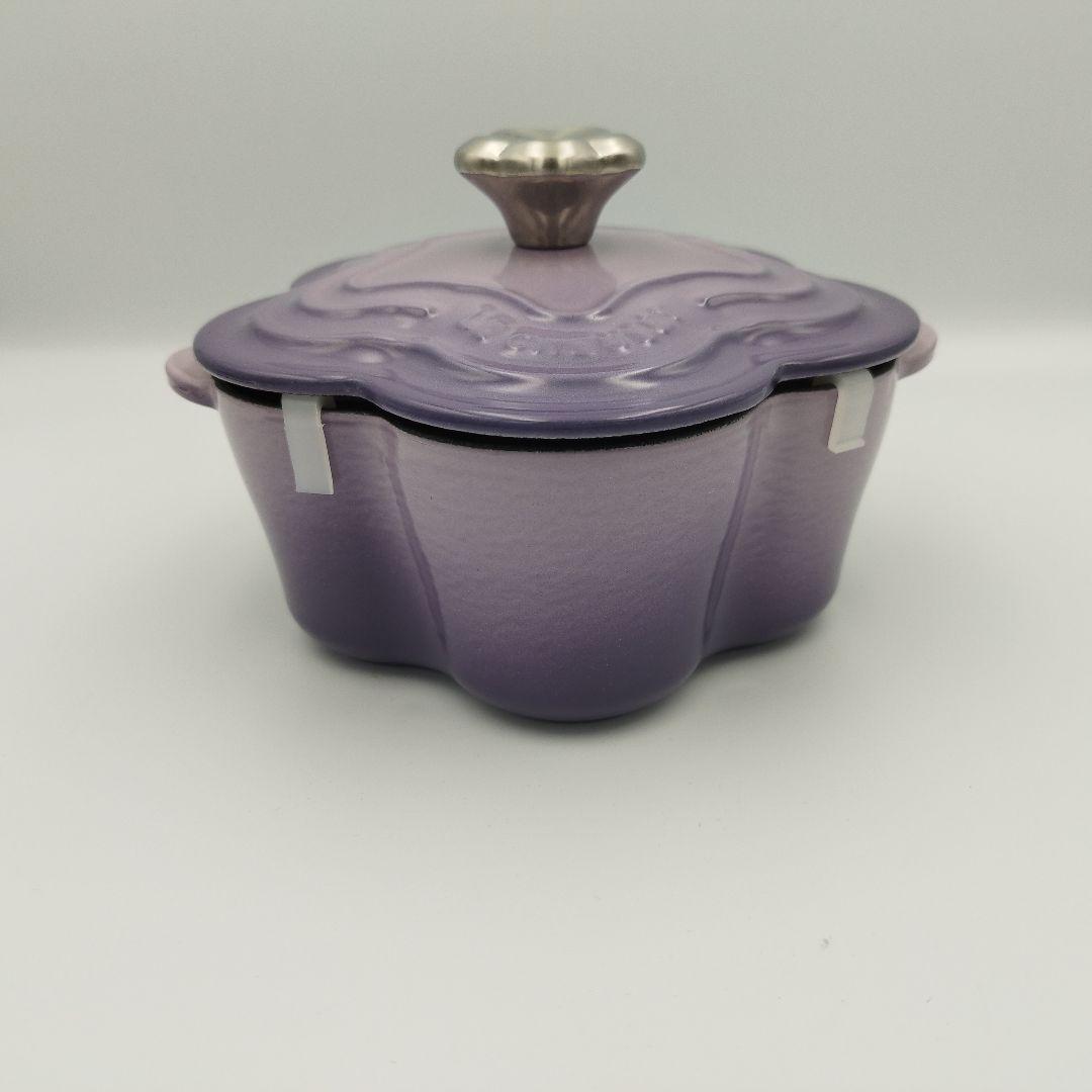 【美品】LE CREUSET ココットフルール 16cm ブルーベルパープル