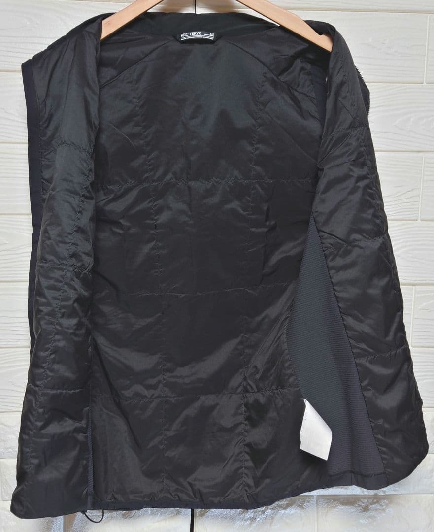 ARC'TERYX ATOM SL中綿ベスト 黒 S/P フルジップ
