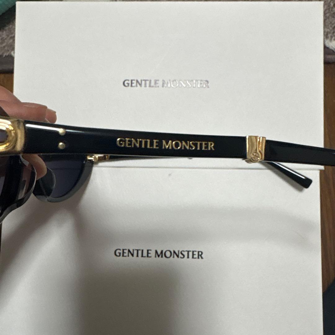 ご*ん様 GENTLE MONSTER Lolang 01