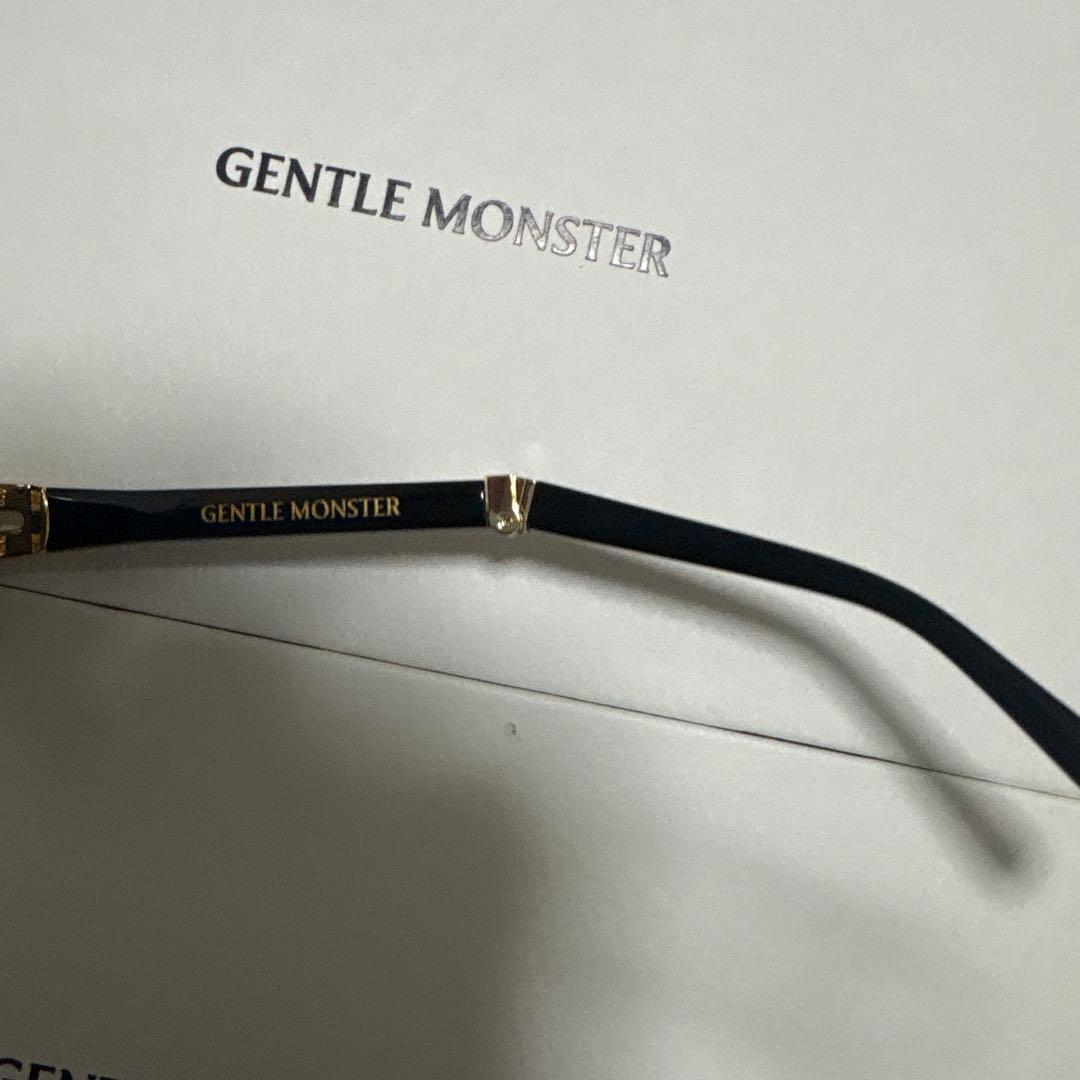 ご*ん様 GENTLE MONSTER Lolang 01