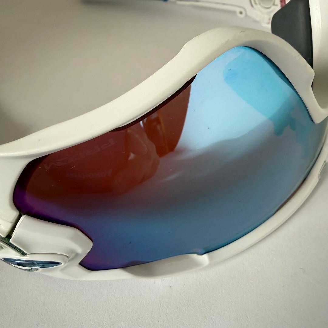 ⭐️ OAKLEY オークリー ジョーブレーカーPOLISHED WHITE(白)