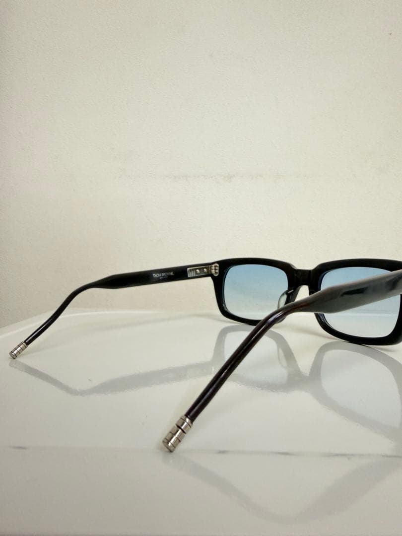 THOM BROWNE TB-005A ウェリントン ブルーグラデーション