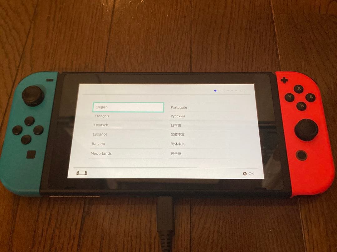 Nintendo Switch 本体 青/赤 Joy-Con