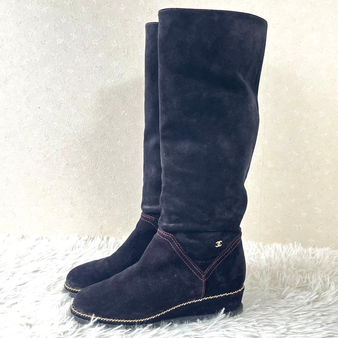 美品　CHANEL ロングブーツ　スエード　黒　23.5 ココマーク　チェーン