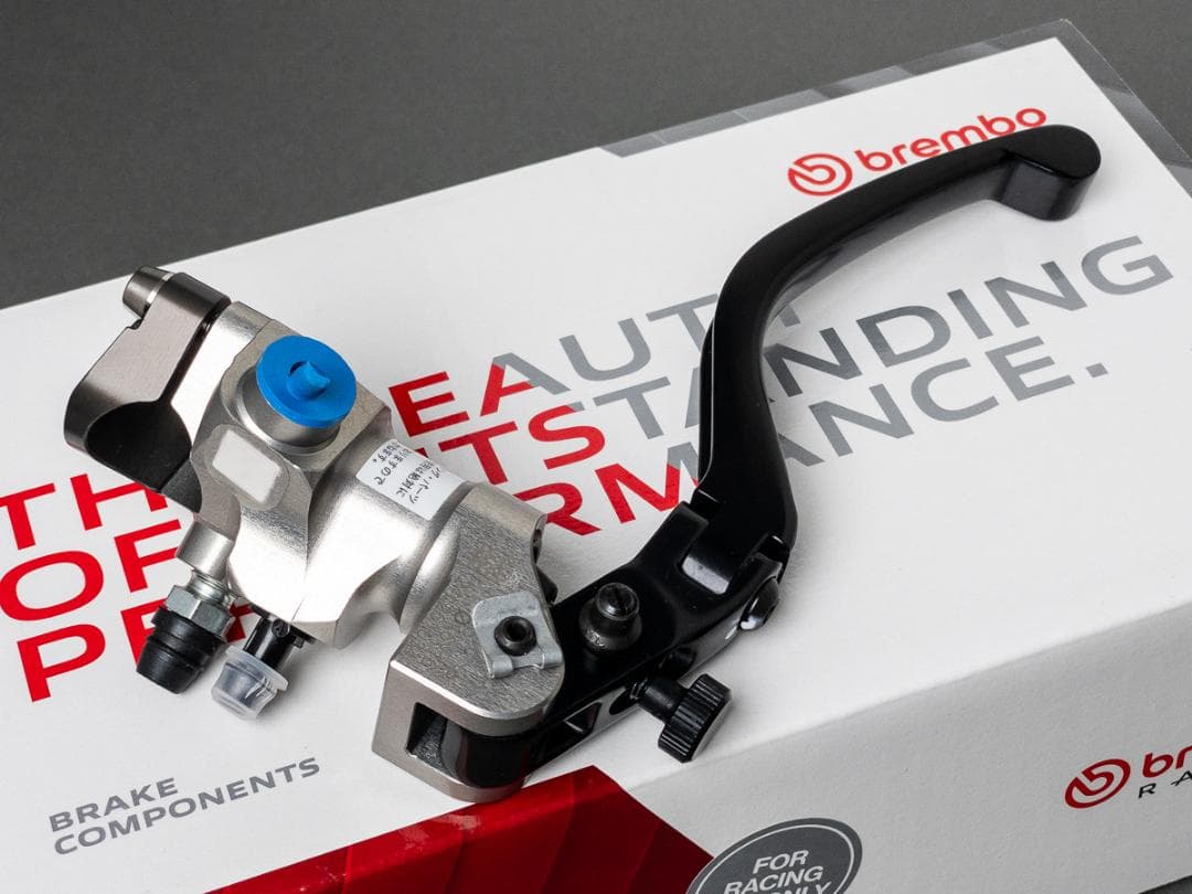 brembo レーシング ラジアルブレーキマスターシリンダー CNC 16×16