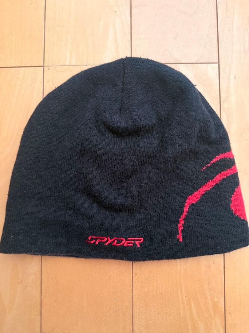 Supreme Spyder ニット帽・ビーニー 黒/赤