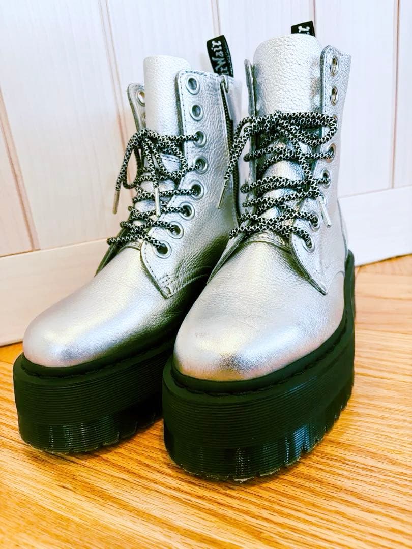 お値下げ✭【希少美品】Dr.Martens 厚底シルバー