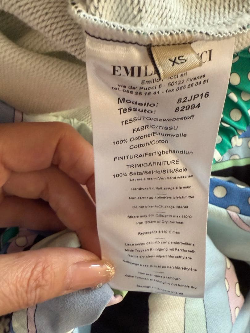 EMILIO PUCCI 半袖トップス カラフル柄