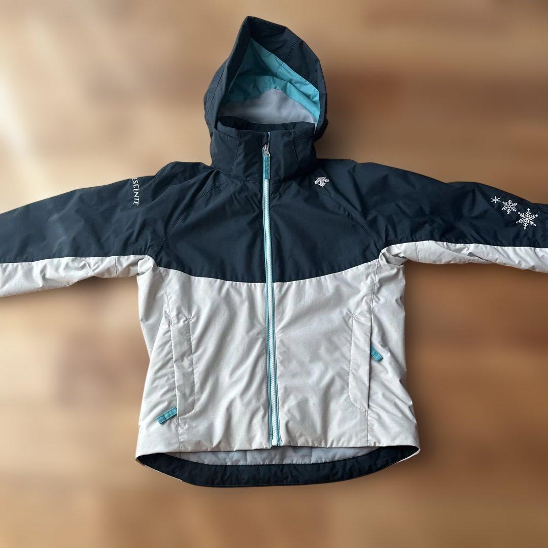 DESCENTE スキーウェア 女の子 上下セット きよ