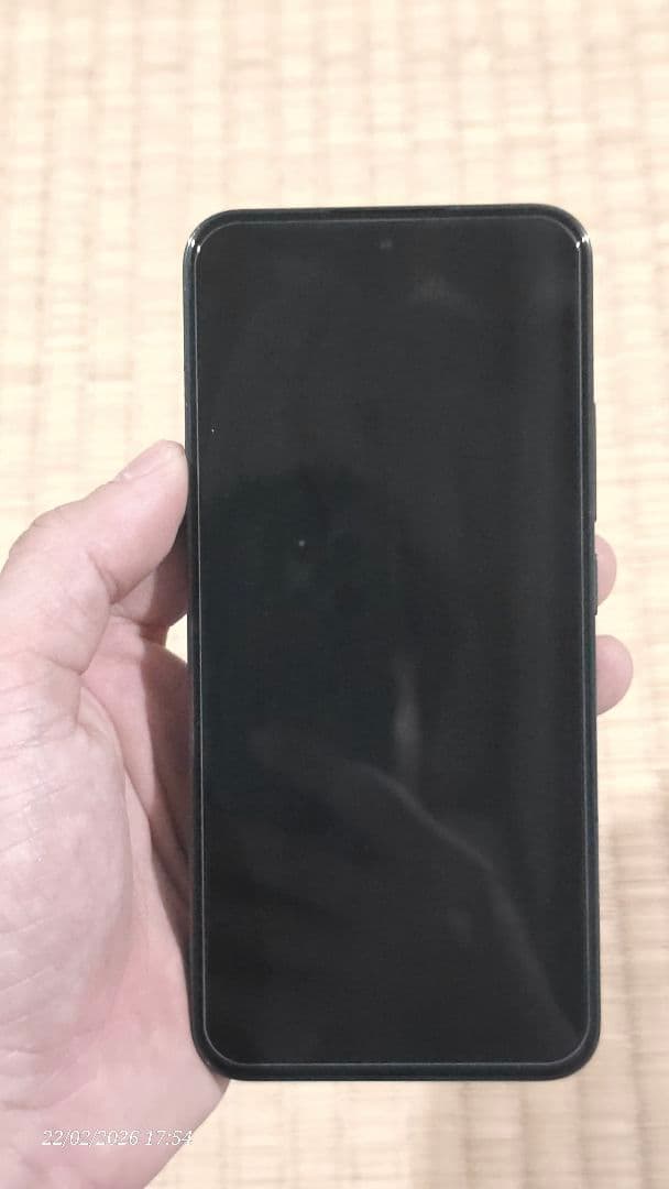 Xiaomi 13 本体 + 耐衝撃ケース
