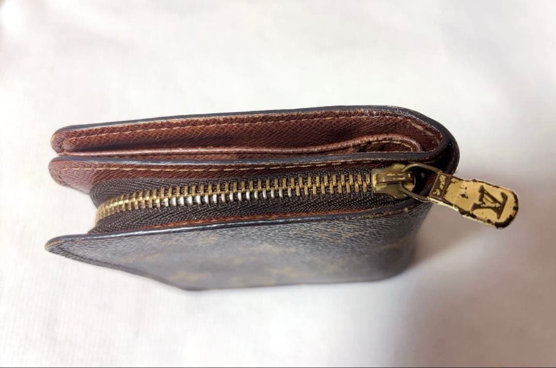 ルイヴィトン 2つ折り財布 LOUIS VUITTON