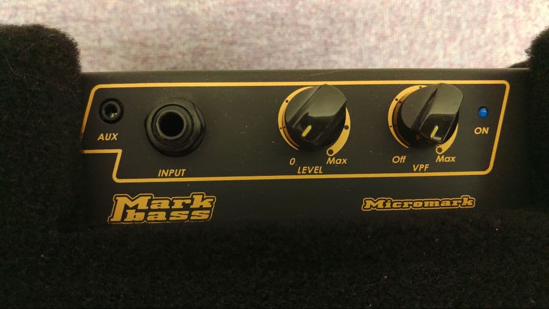 ベース Markbass Micromark 801