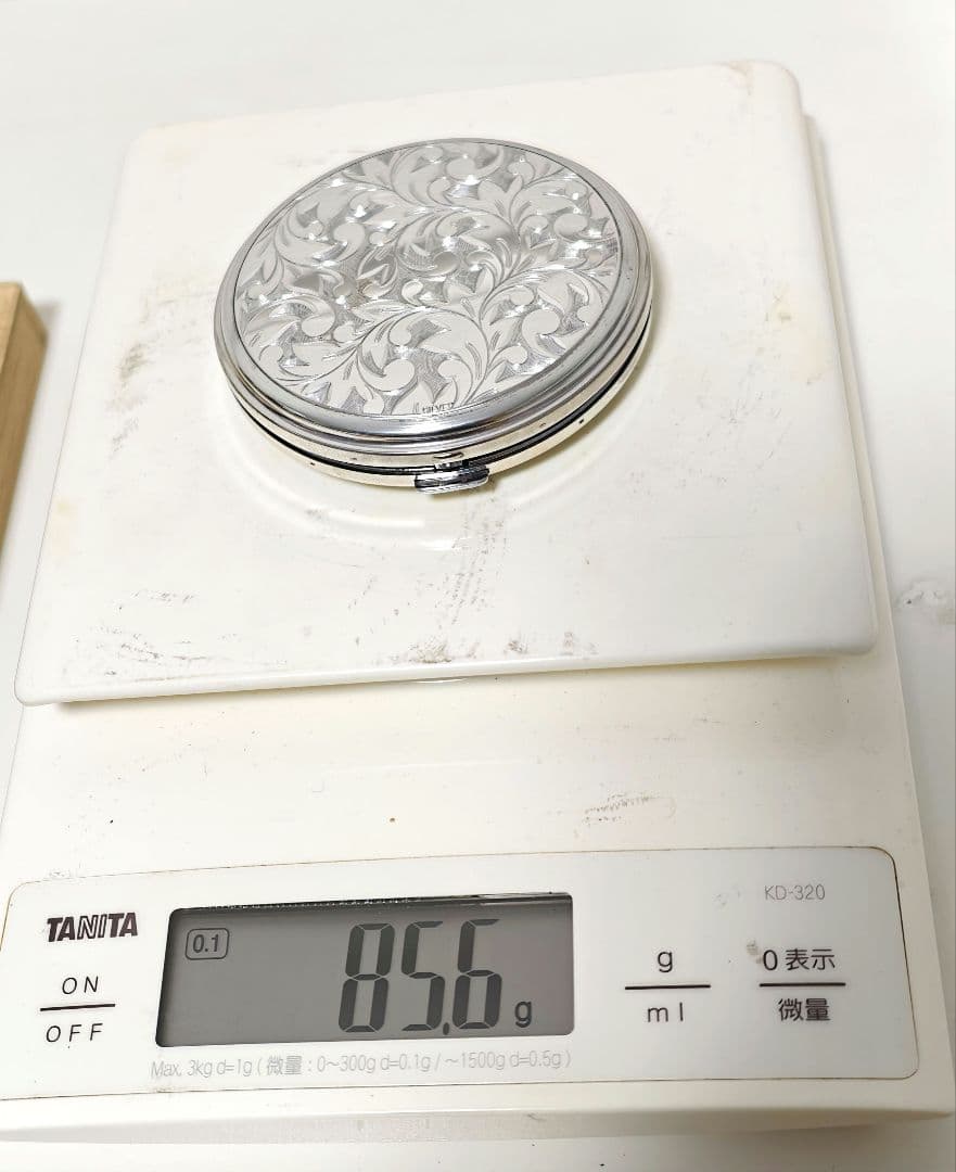 重量82g 昭和レトロ 銀製品 コンパクト シルバー ヴィンテージ NACON