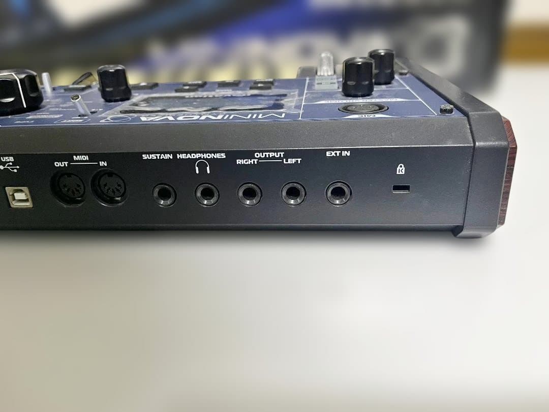 最終値下げ NOVATION MININOVA ボコーダー シンセサイザー