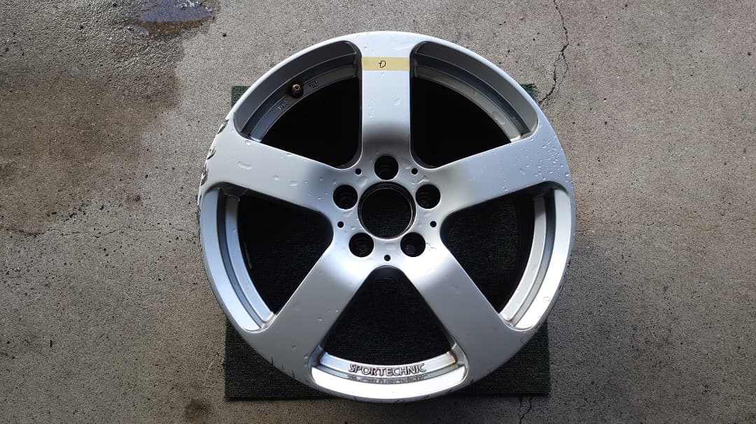 SPORTECHNIC 17インチアルミホイールベンツ W218CLSなど