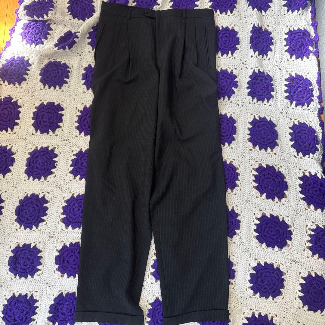 ARMANI COLLEZIONI ダークグレー ダブルブレストスーツ