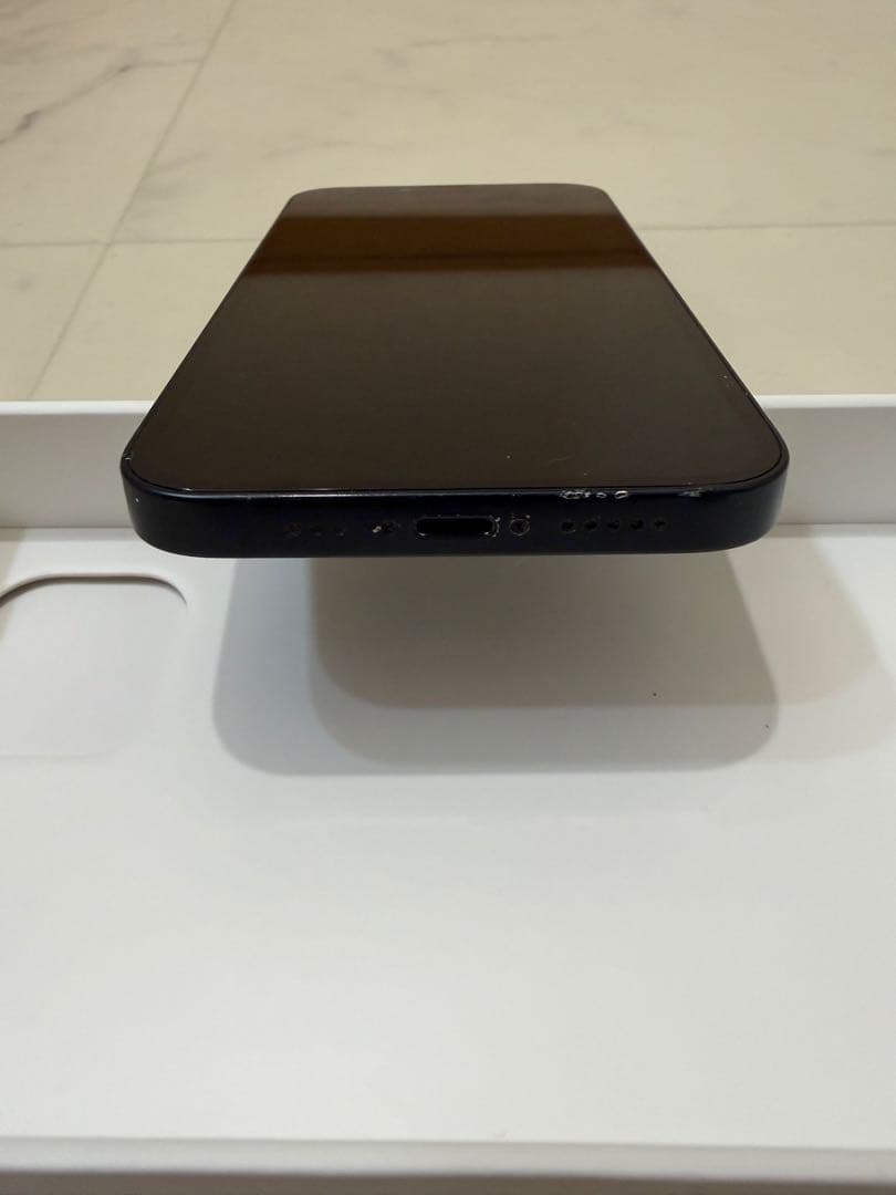 D*t様 iPhone13 黒　128GB