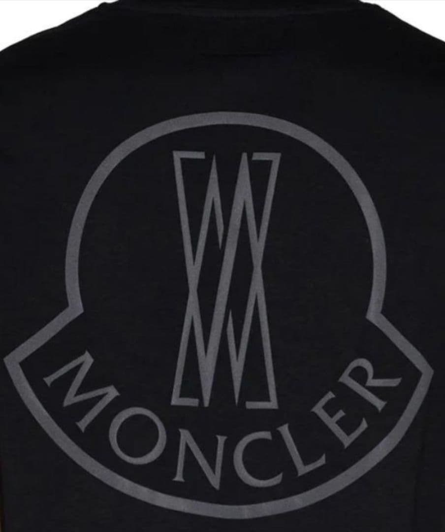 新品 完全正規品 モンクレールファレルウィリアムス MONCLER ワッペン付き