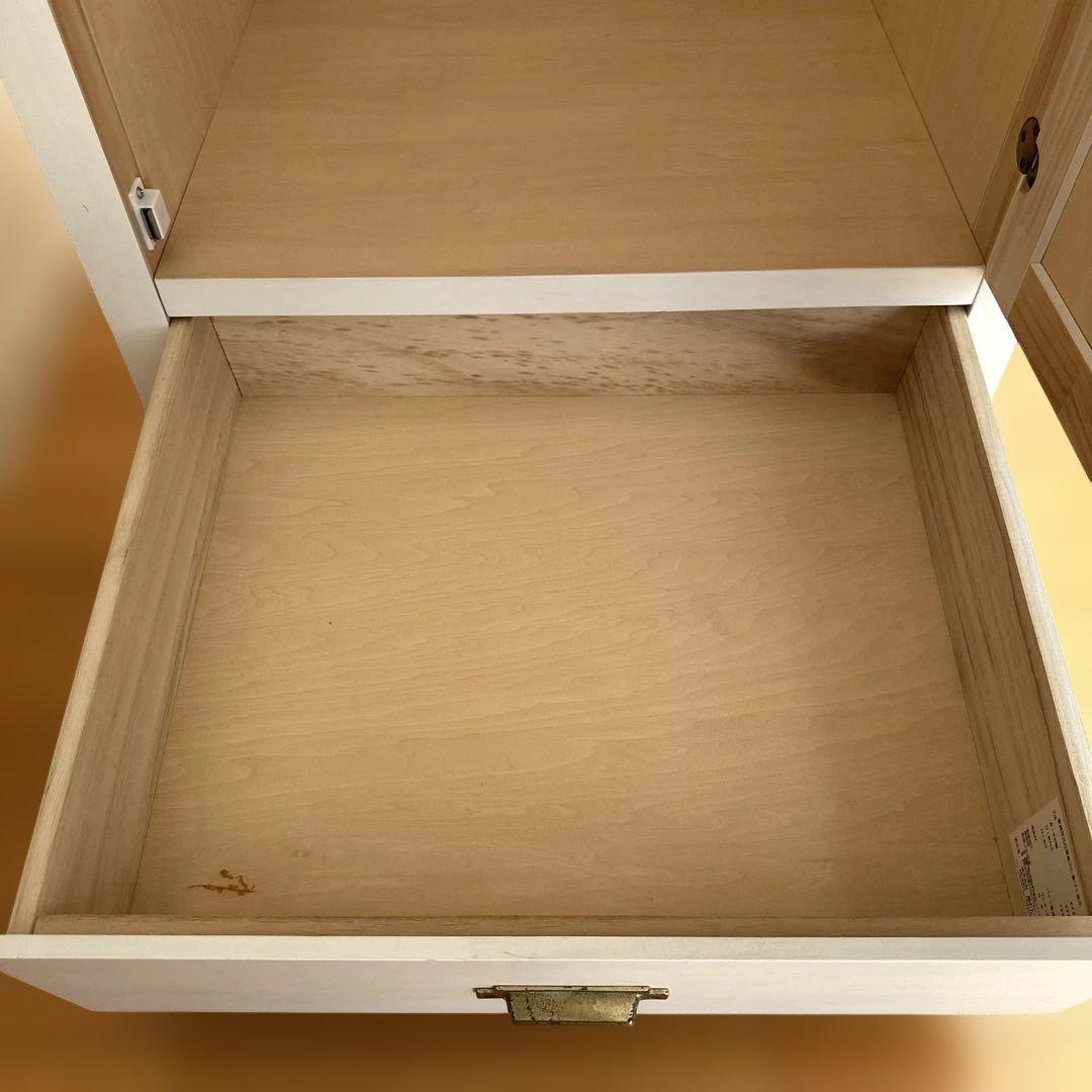 モモナチュラル　ホワイト木製チェスト 引き出し付き