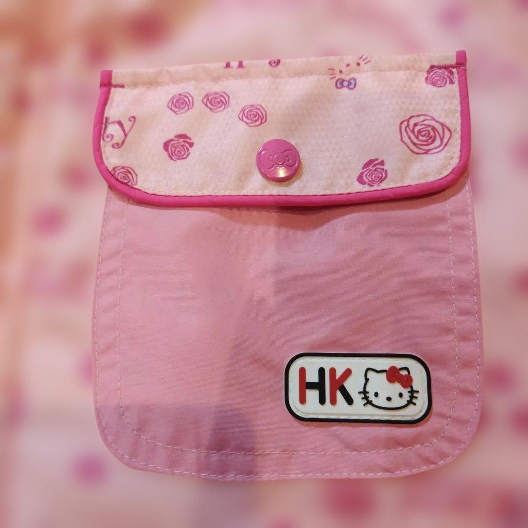 美品♡ カロライン　Hello Kitty スノーウェア　スキーウェア 150