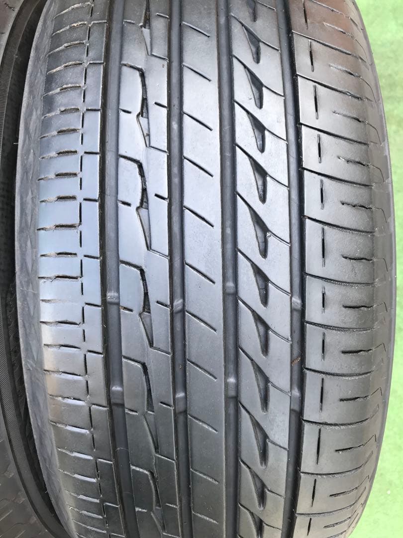 205/55 R16、BRIDGESTONE REGNOラジアルタイヤ