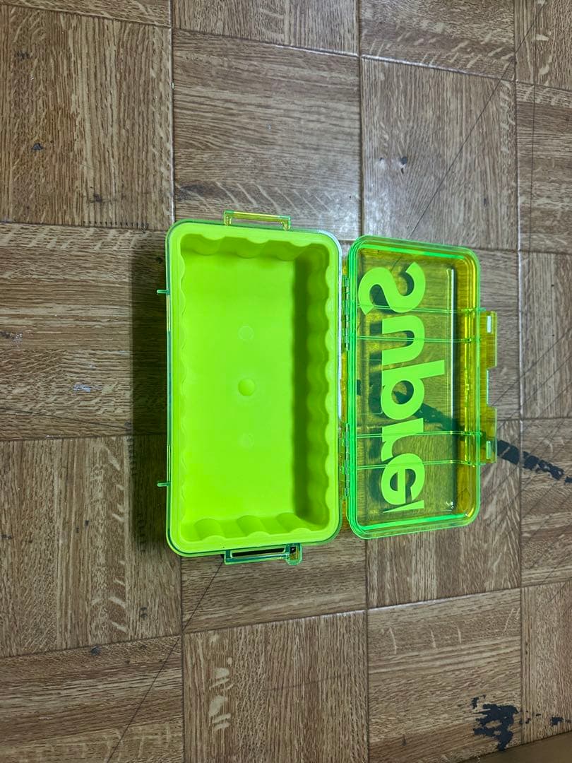 Supreme 蛍光グリーン ペリカンケース