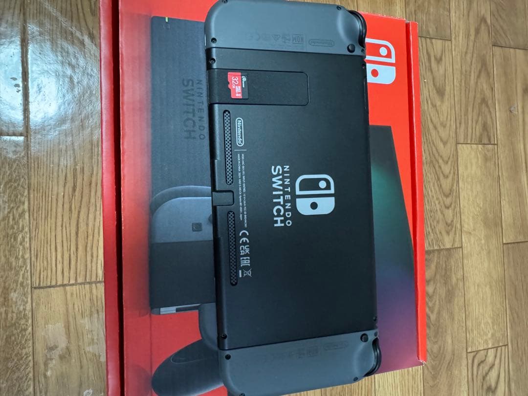 Nintendo Switch グレー　24/12