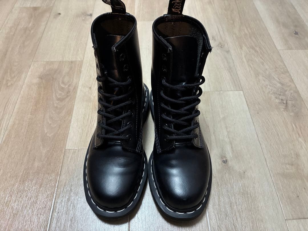 【美品】Dr.Martens ドクターマーチン 8ホールブーツ UK3 黒