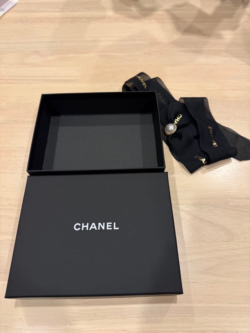 CHANEL マトラッセ　キャビアスキン　スモールウォレット