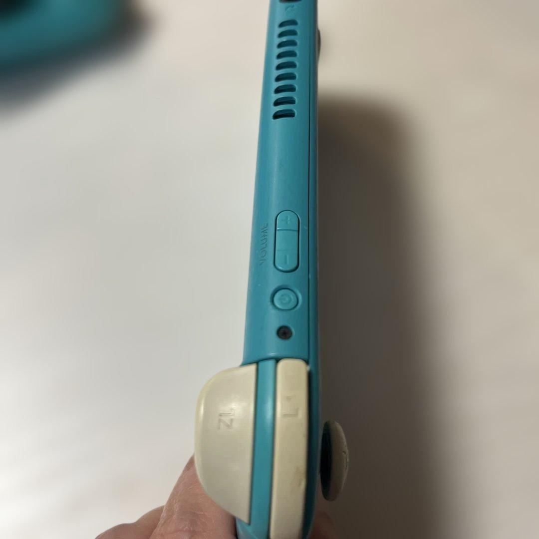 Nintendo Switch Lite ターコイズ ジャンク品ケース　充電器