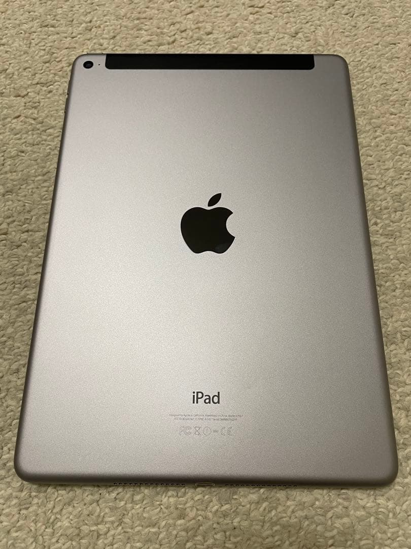 iPad Air2 128GB Wi-Fi + Cellular スペースグレー