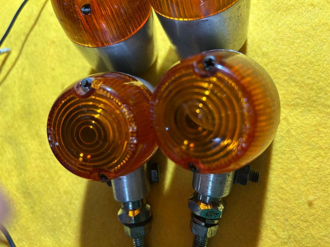 ホンダCB72ビンデージアルミ製ヨーロピアンウインカー４個(中古)
