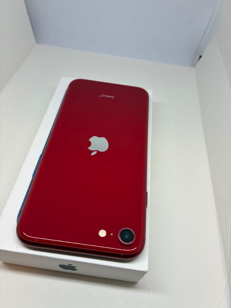 【超美品】iPhone SE3 128G レッドSIMフリー 新品バッテリー