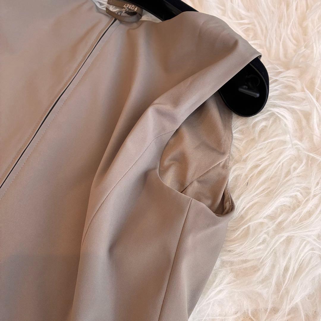 美品♡フォクシーニューヨーク　ウォータープルーフストレッチワンピース　40