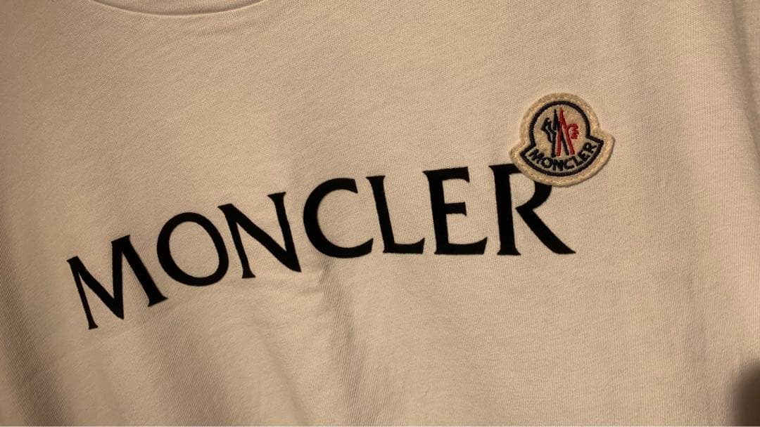 モンクレール　Tシャツ
