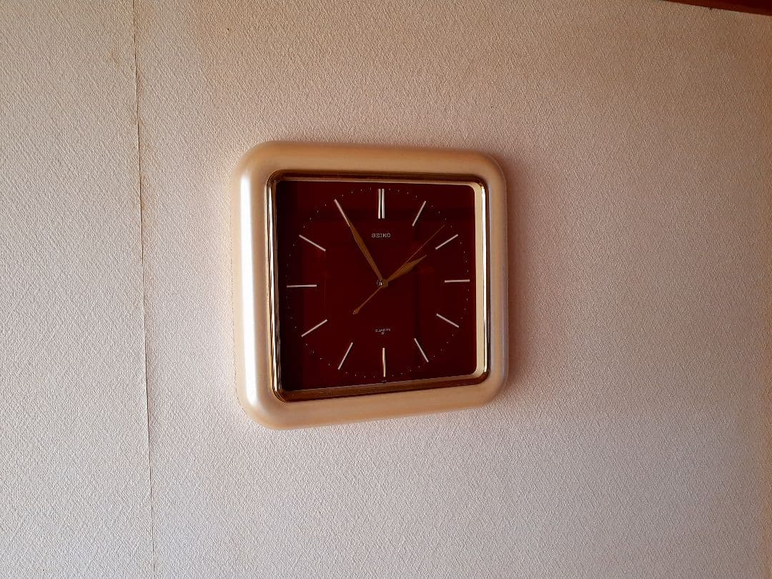 70's　SEIKO　掛け時計　ミッドセンチュリー　ビンテージ　ワインレッド