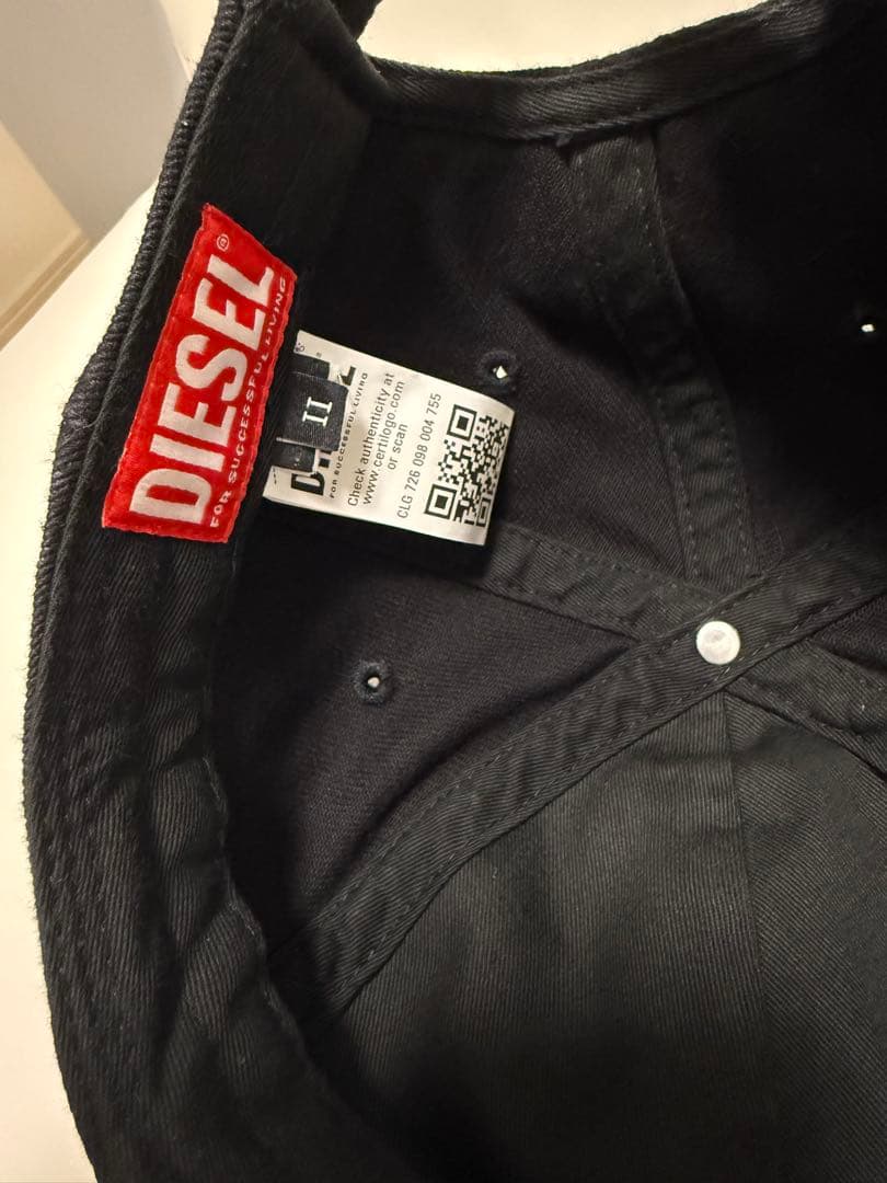 DIESEL ベースボールキャップ